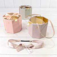 Коробка Восьмиугольная 13,3*13,3*11,5 с прозрачной крышкой и ручками (микс 2) 1/6 1/48 Арт: 98103-2