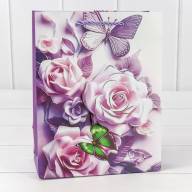 Пакет подарочный с 3D аппликацией "Розы и бабочки" (микс 250) 18*23*10 210г 1/20 1/360 Арт: 000250E - Пакет подарочный с 3D аппликацией "Розы и бабочки" (микс 250) 18*23*10 210г 1/20 1/360 Арт: 000250E